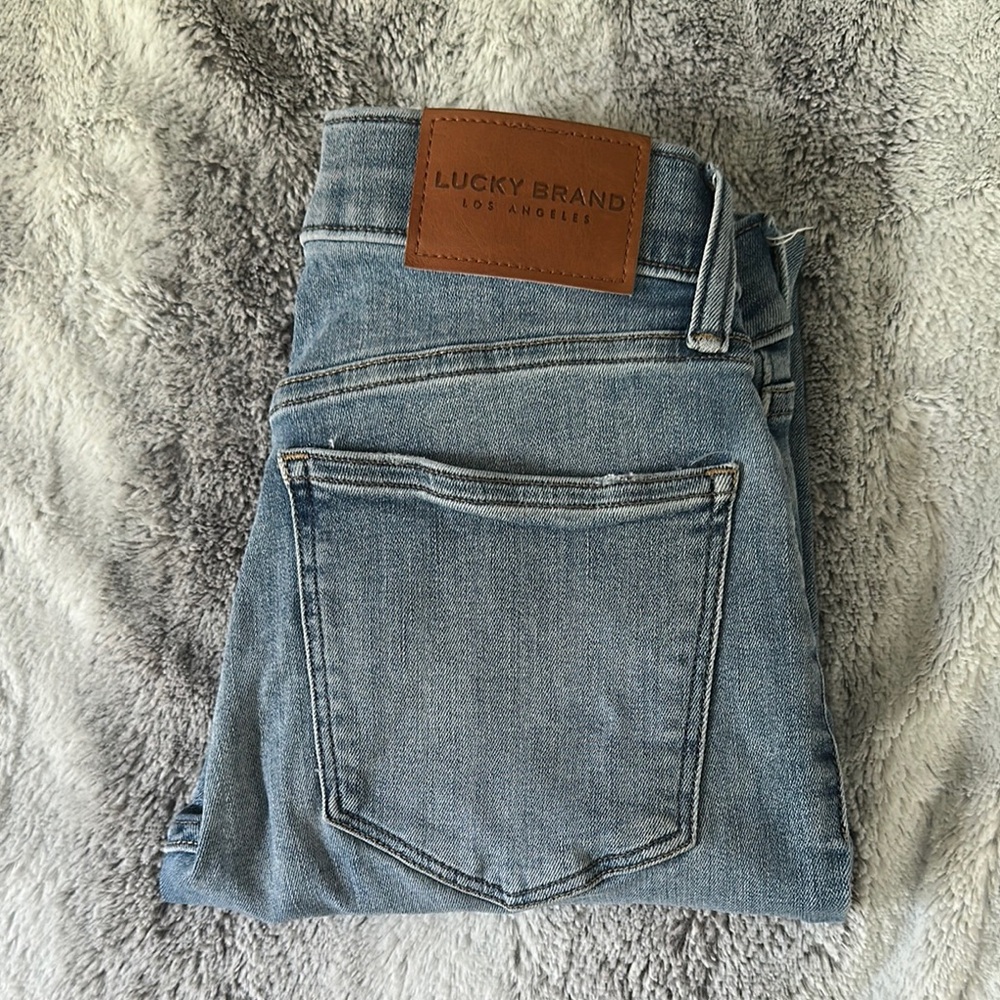Lucky Brand Women's Light Blue Skinny Jeans